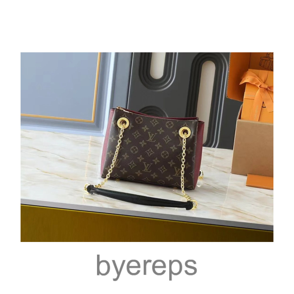 Louis Vuitton Bag — photo 4 of 4