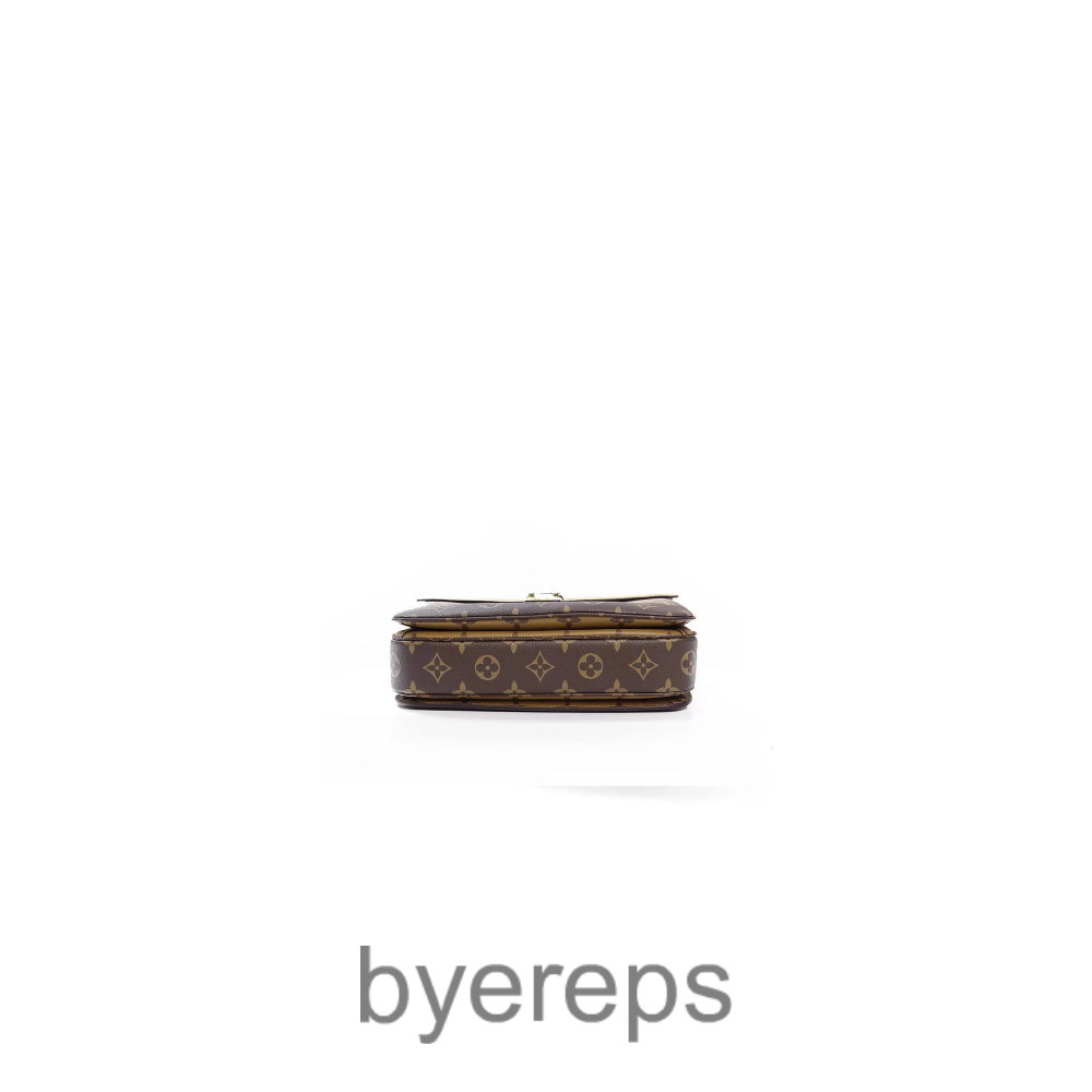 Louis Vuitton Bag — photo 4 of 4