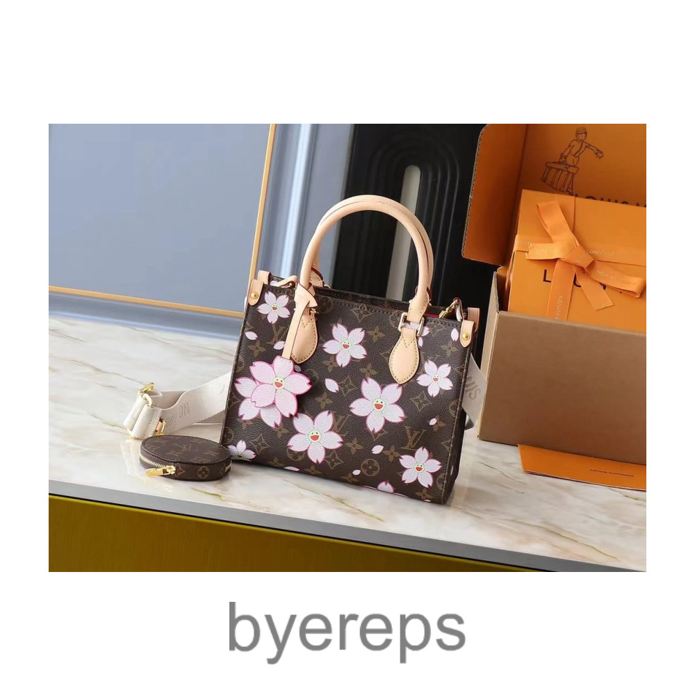 Louis Vuitton Bag — photo 4 of 4