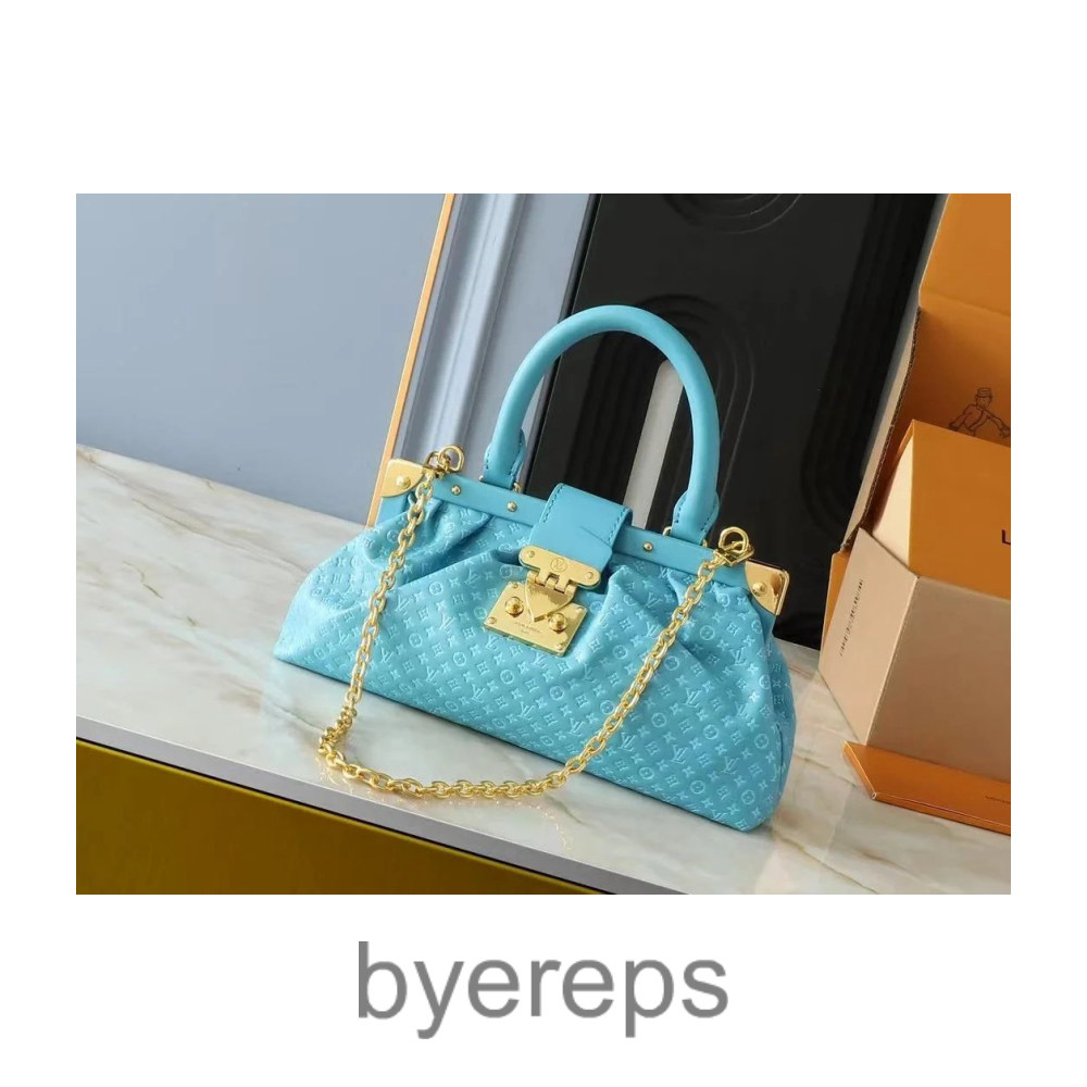 Louis Vuitton Bag — photo 3 of 4