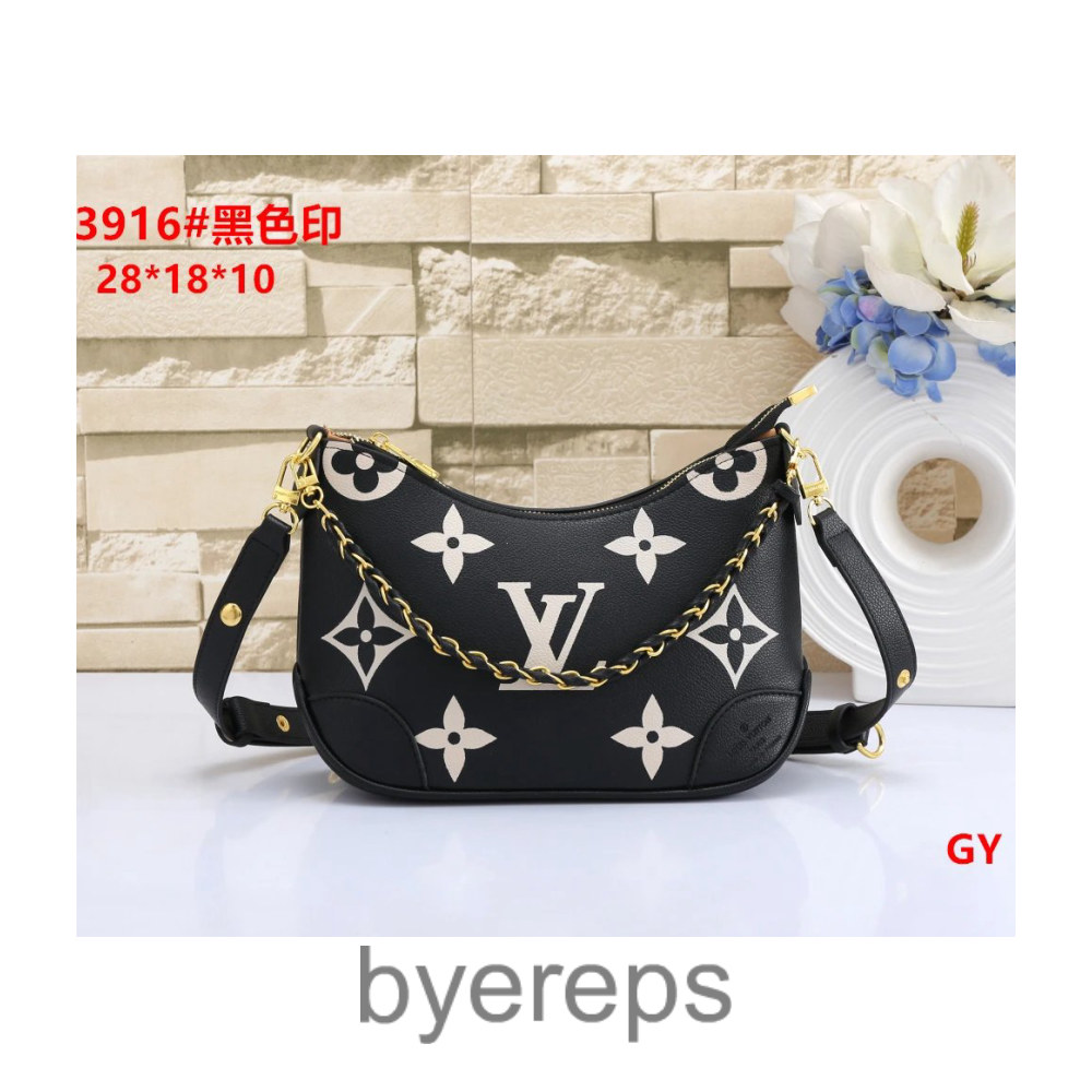 Louis Vuitton Bag — photo 4 of 4