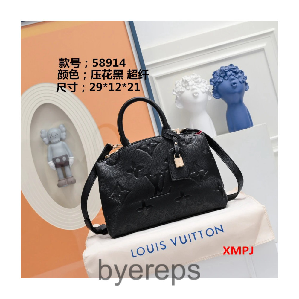 Louis Vuitton Bag — photo 2 of 4