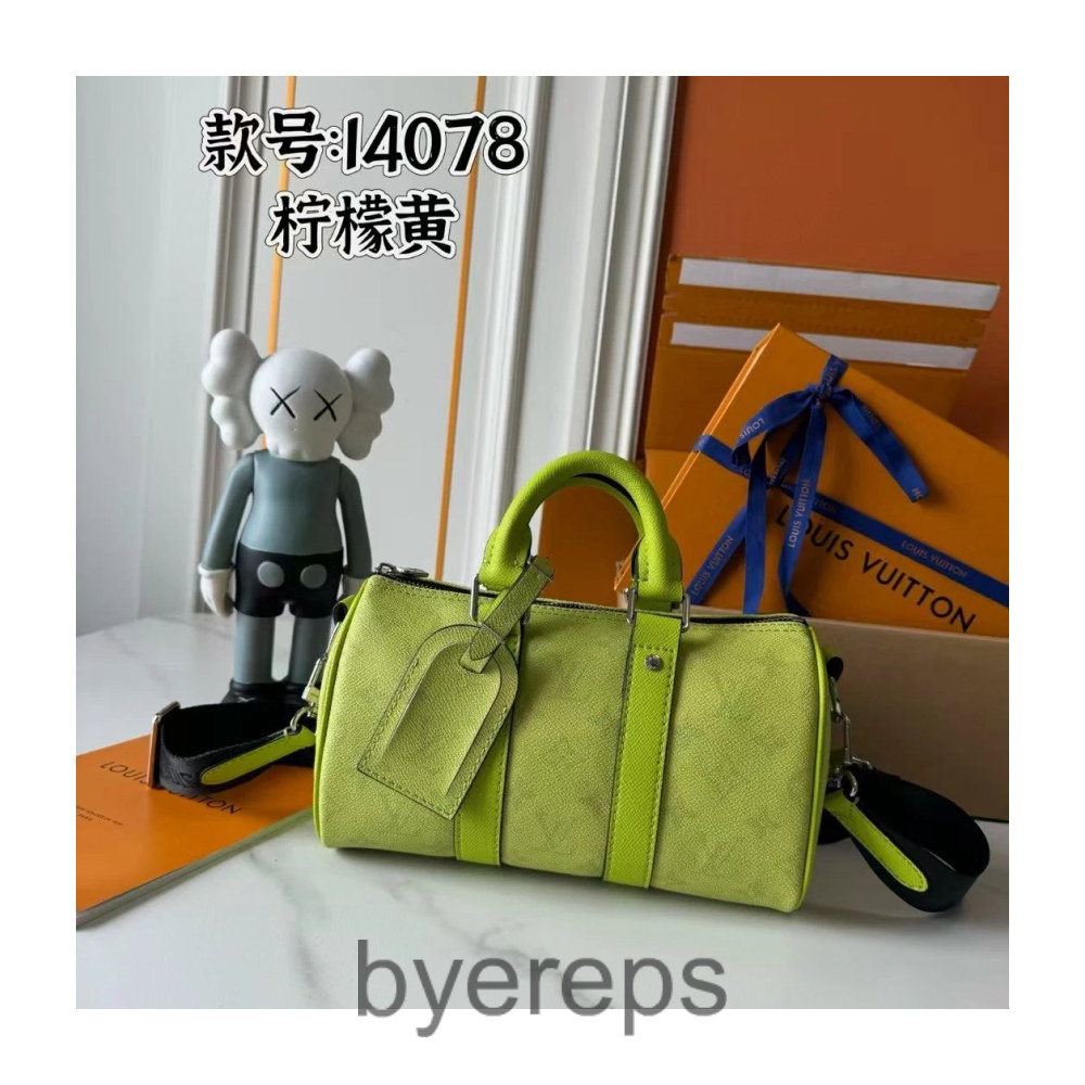 Louis Vuitton Bag — photo 2 of 4