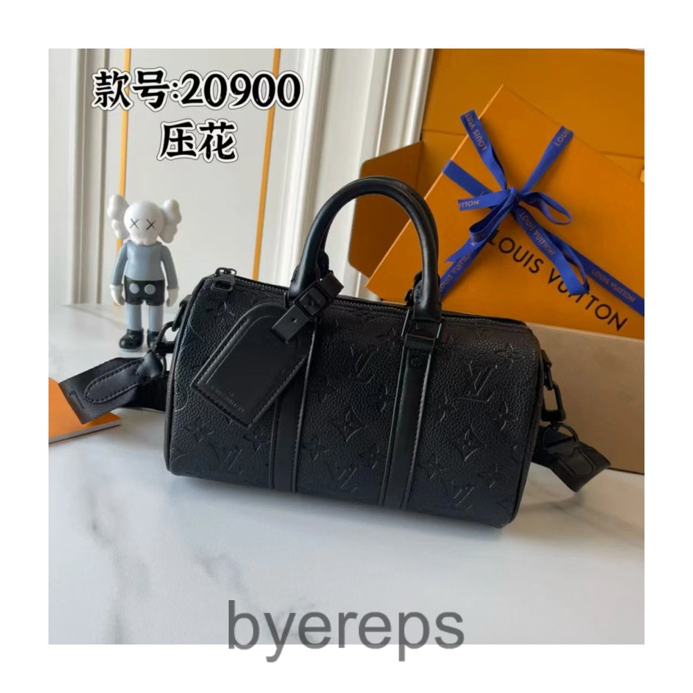 Louis Vuitton Bag — photo 3 of 4