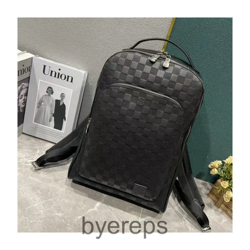 Louis Vuitton Bag — photo 2 of 4