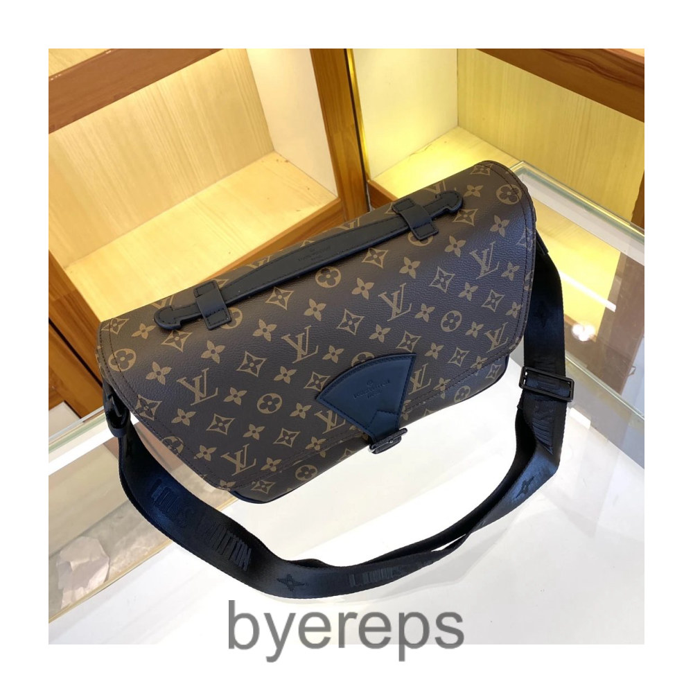 Louis Vuitton Bag — photo 2 of 4