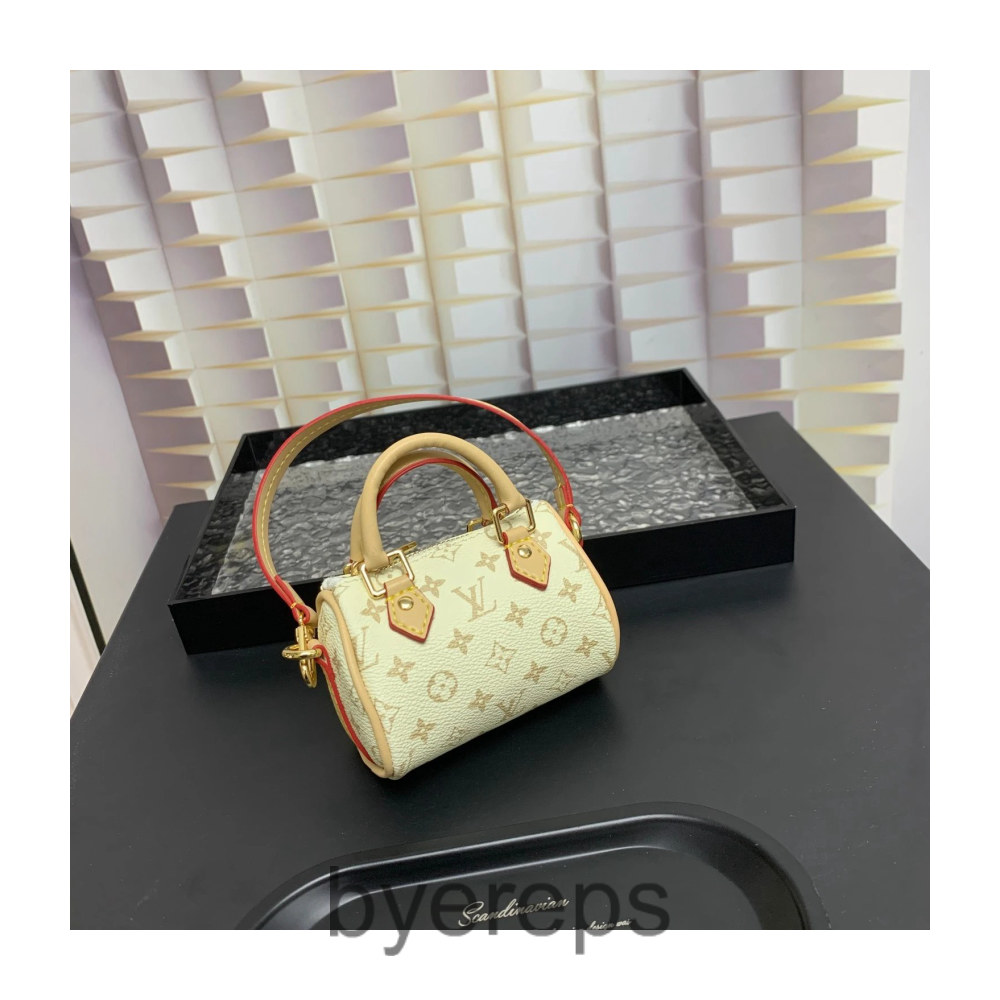 Louis Vuitton Bag — photo 2 of 4