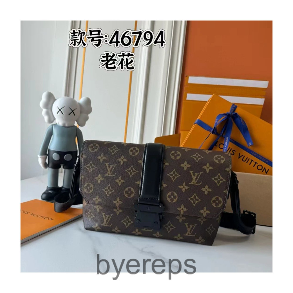 Louis Vuitton Bag — photo 2 of 4