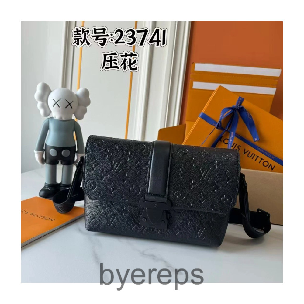 Louis Vuitton Bag — photo 3 of 4