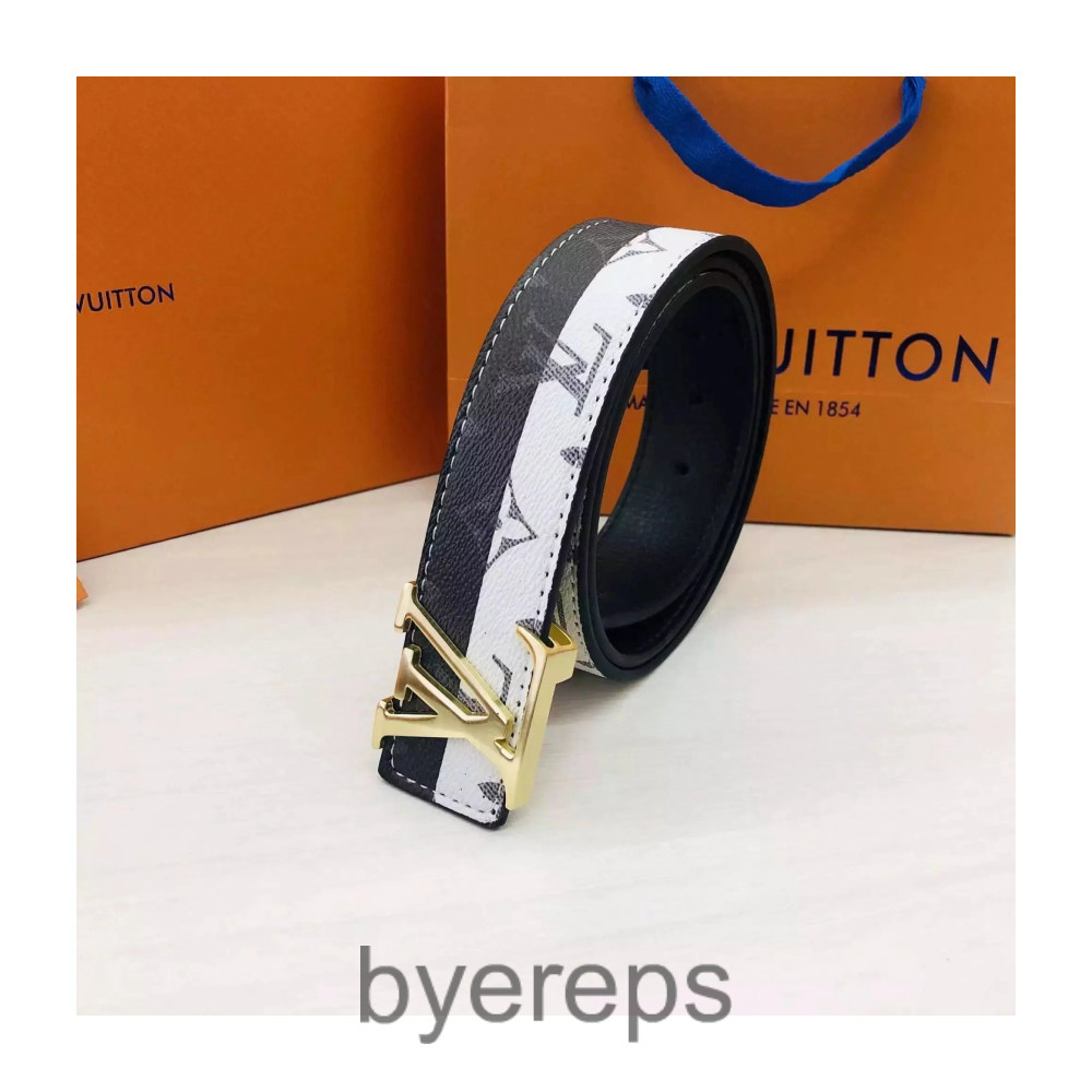 Louis Vuitton Belts — photo 2 of 4