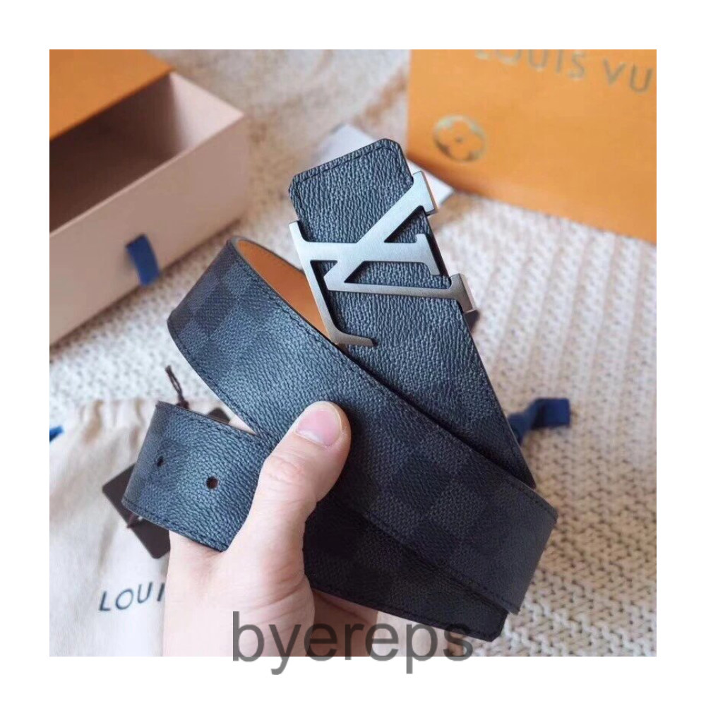 Louis Vuitton Belts (with box) — photo 2 of 4