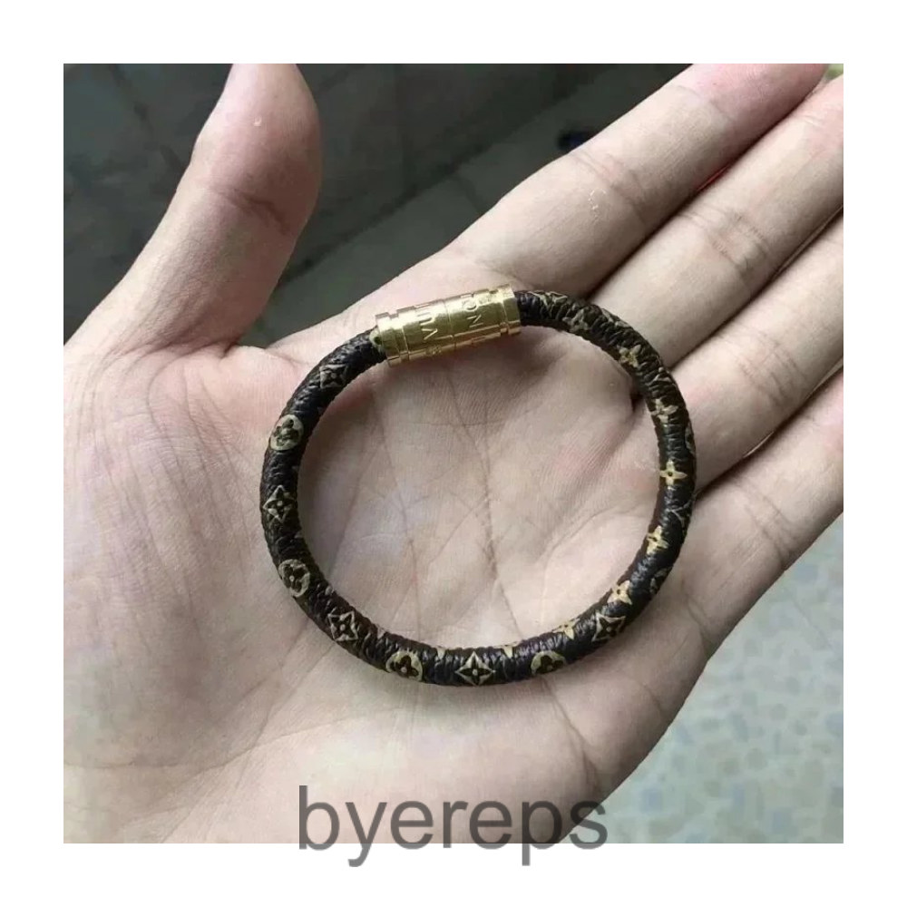 Louis vuitton bracelet — photo 4 of 4