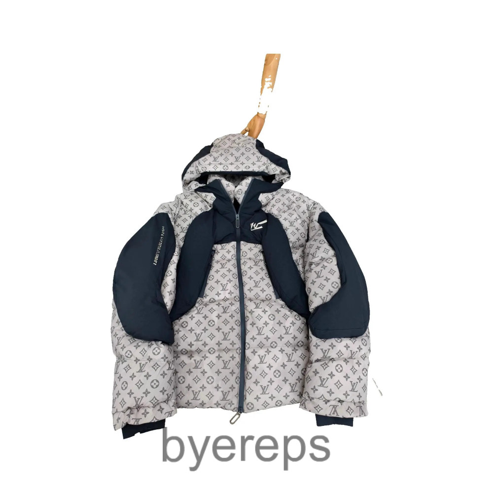 Louis Vuitton Daunenjacke