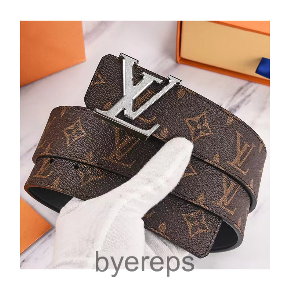LOUIS VUITTON Initiales (12 colorways) — photo 2 of 4