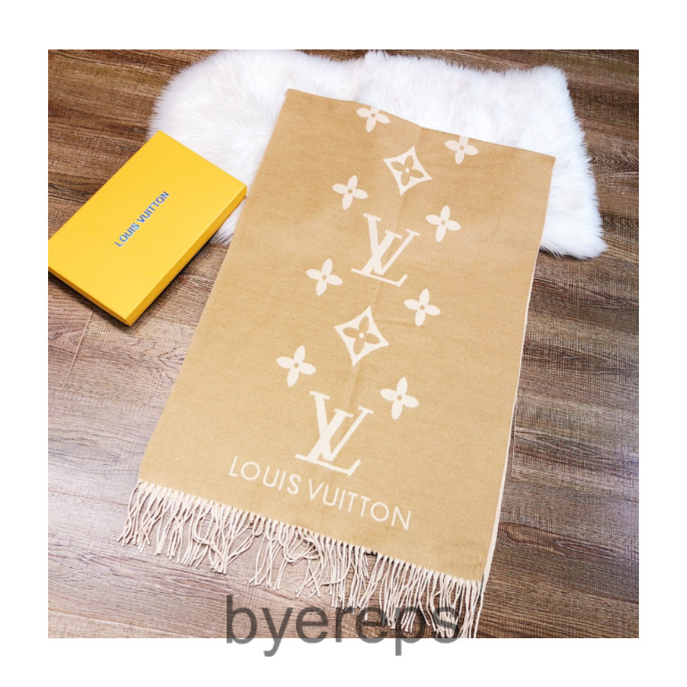 Louis Vuitton Scarf — photo 4 of 4
