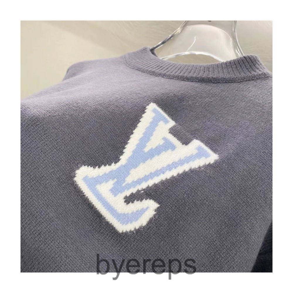 Louis Vuitton Sweater — photo 2 of 4