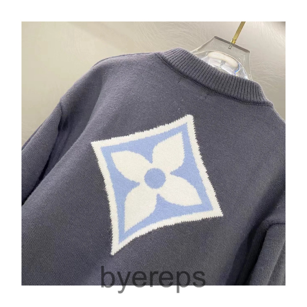 Louis Vuitton Sweater — photo 3 of 4