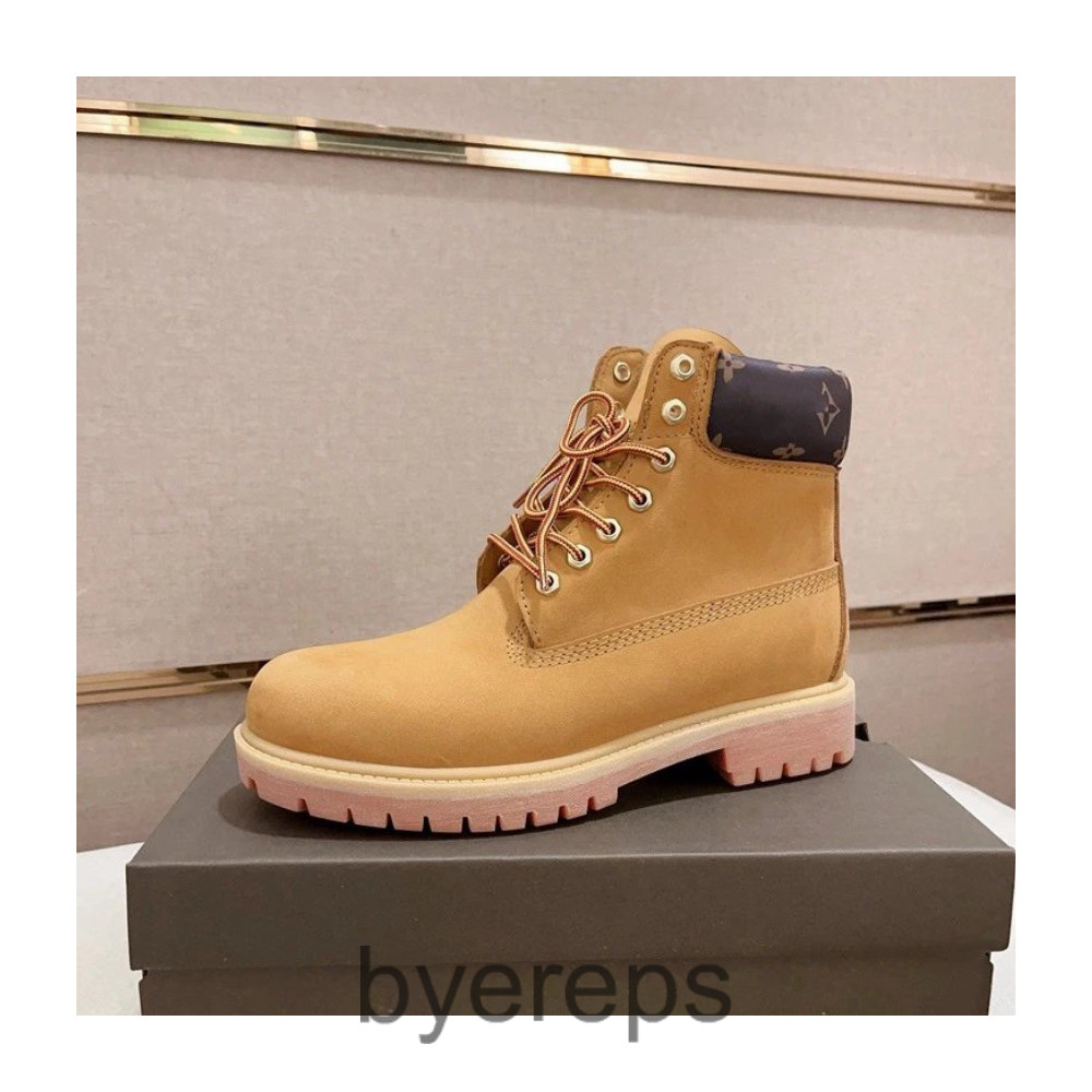 Unbranded Louis Vuitton Timberlands — photo 3 of 4