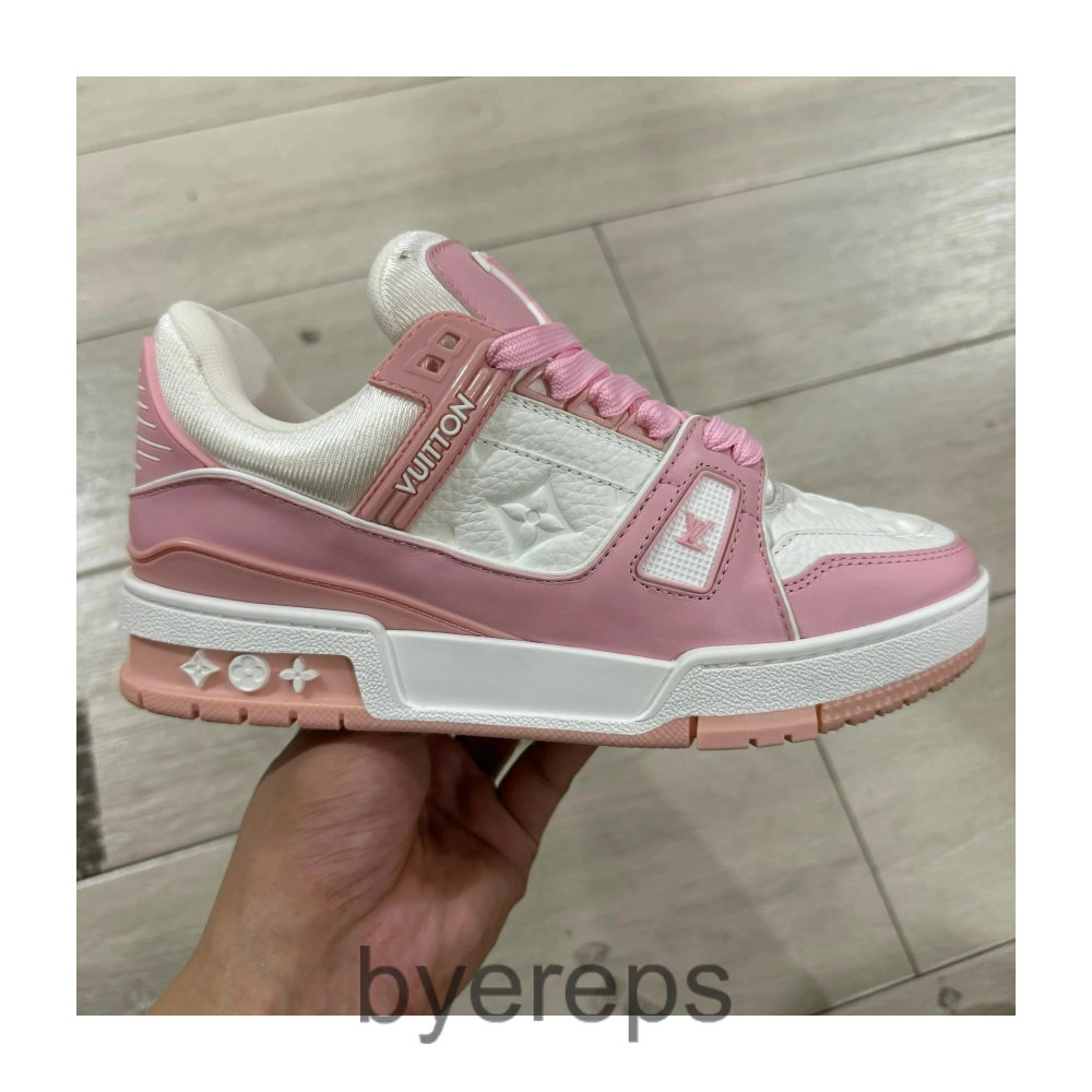Louis Vuitton Trainers — photo 3 of 4