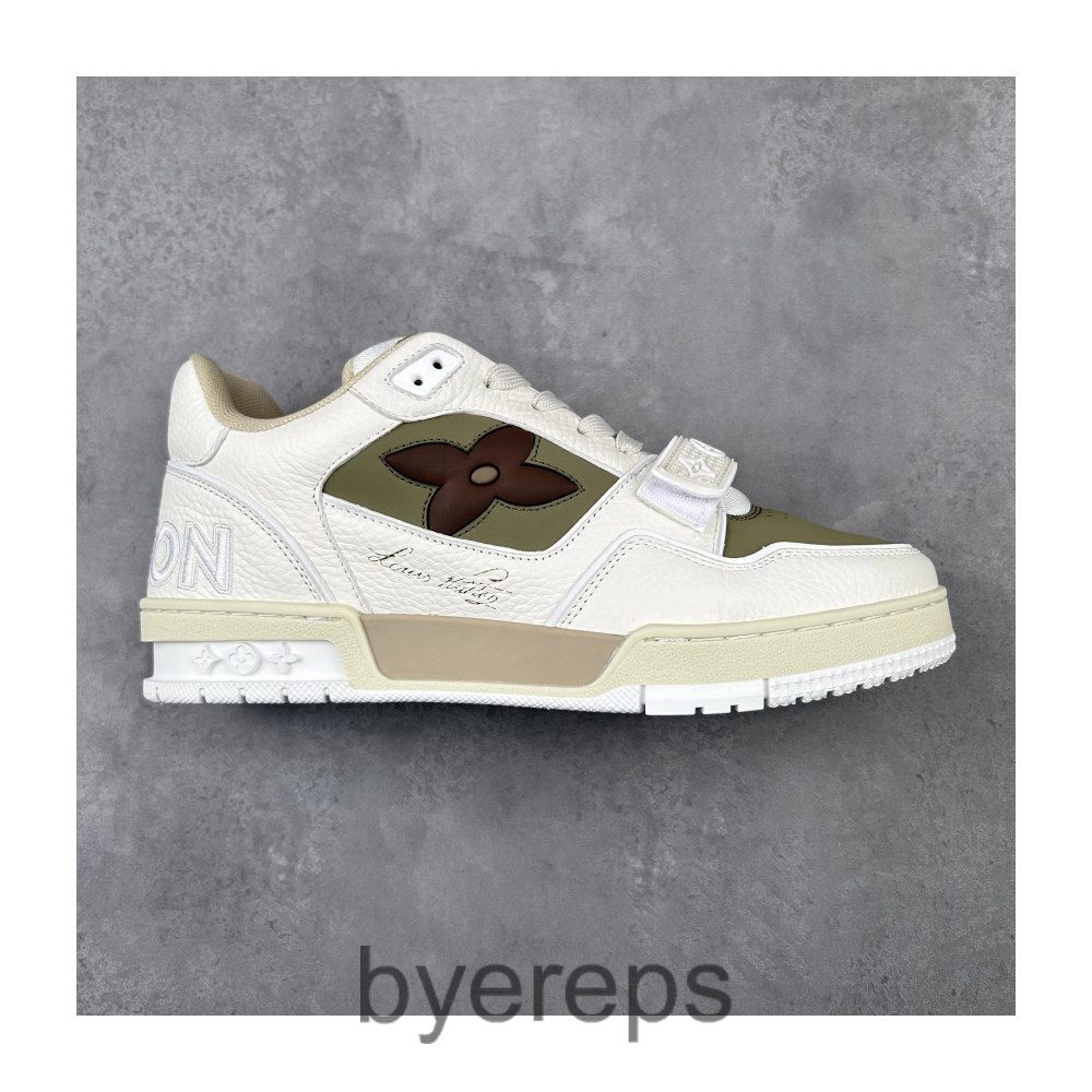 Unbranded Louis vuitton trainers ( has alot of colors ) — photo 2 of 4
