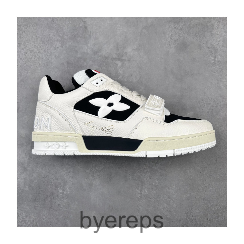 Unbranded Louis vuitton trainers ( has alot of colors ) — photo 3 of 4
