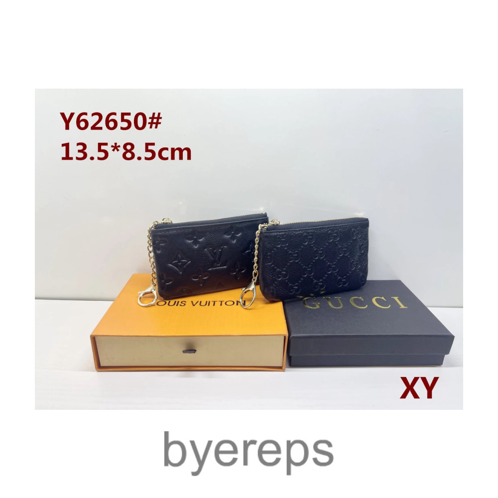 Louis Vuitton Wallet — photo 4 of 4