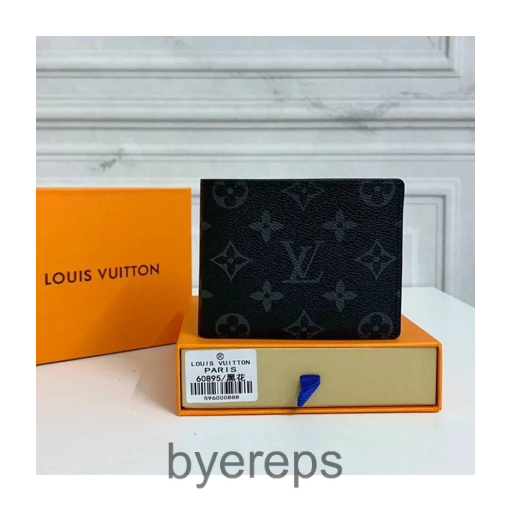 Louis Vuitton wallets (14 Styles) — photo 2 of 4