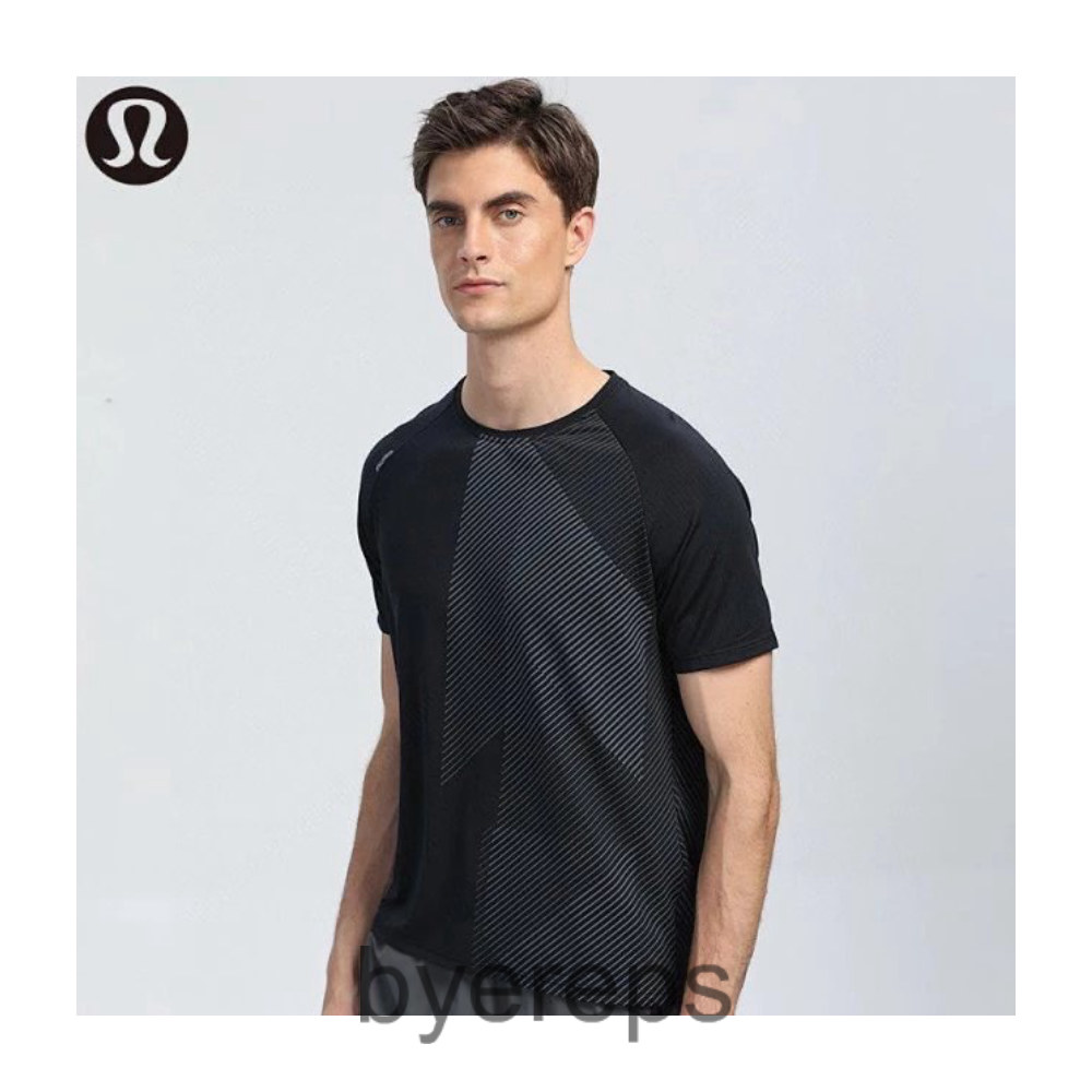 Unbranded Lululemon Sport T-shirt — photo 3 of 4
