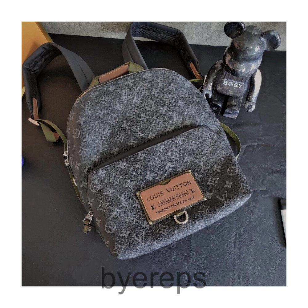 Louis Vuitton LV Backpack — photo 2 of 4