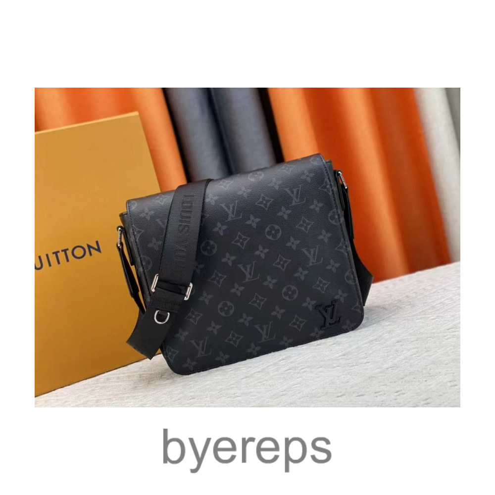 Louis Vuitton LV Bag — photo 3 of 3