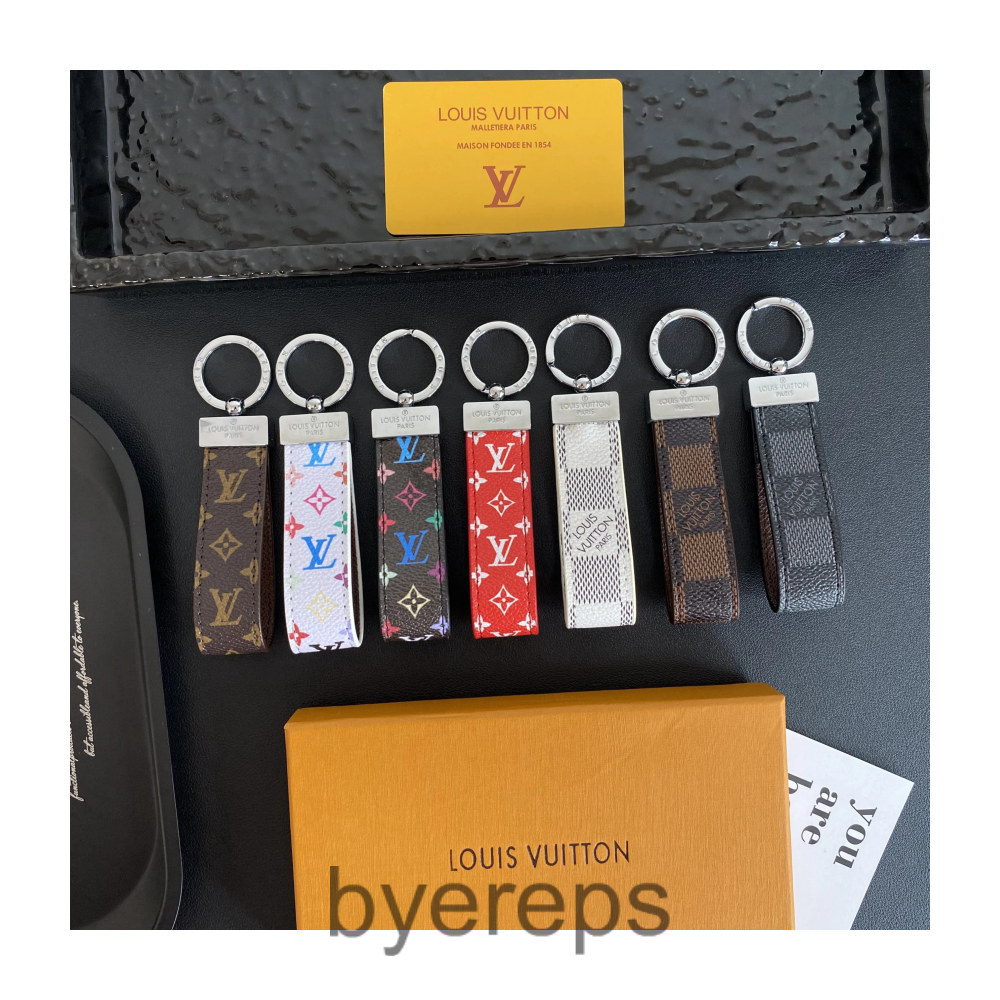 Louis Vuitton LV Keychain — photo 2 of 4
