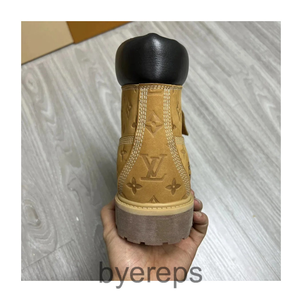 Louis Vuitton LV Timbs — photo 3 of 4