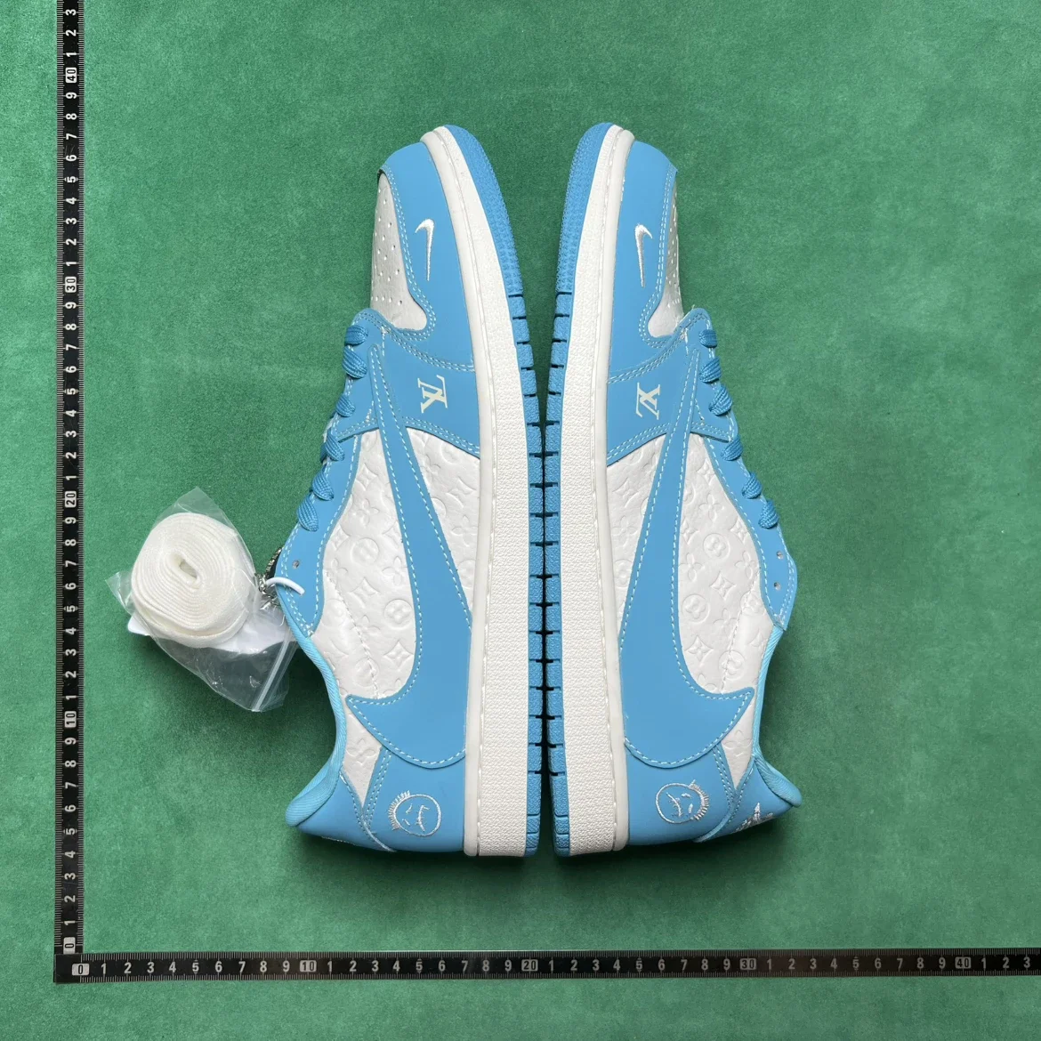 LV x Travis Scott Jordan 1 Low
