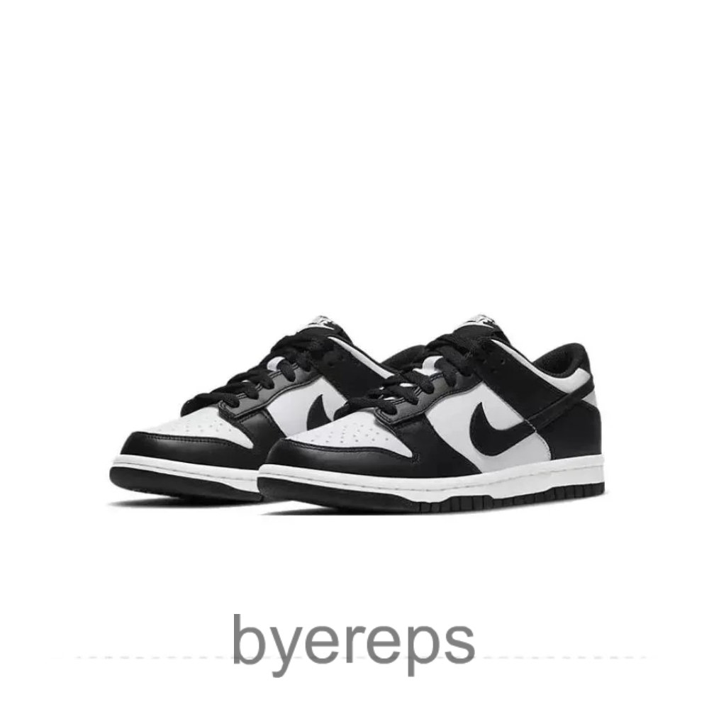 M-Batch Nike dunks ( 20+ colors ) — photo 4 of 4