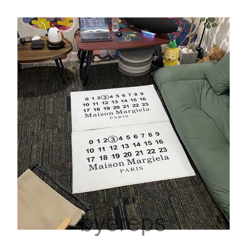 Maison Margiela Carpet — photo 3 of 4