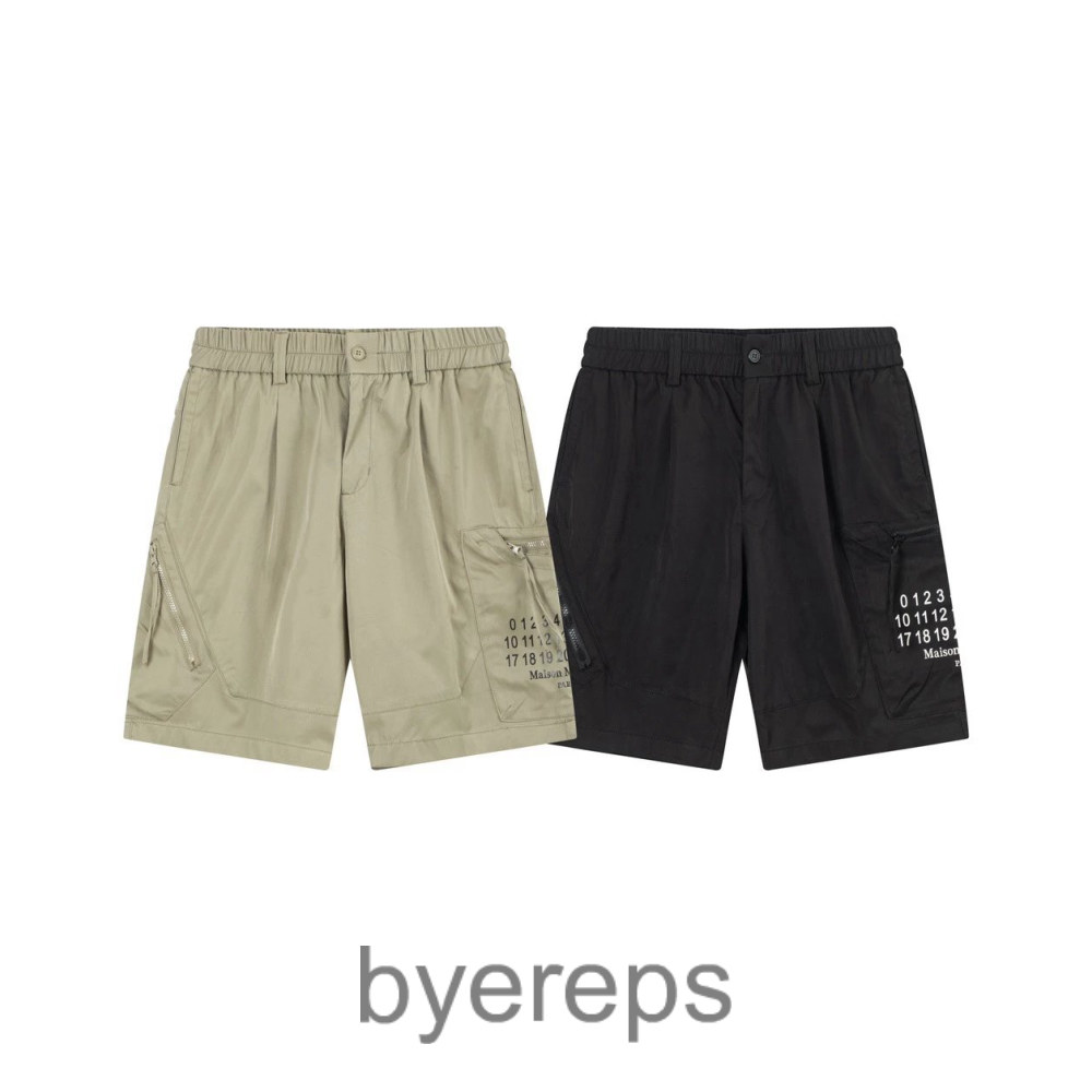 Maison Margiela Pocket Shorts — photo 2 of 4