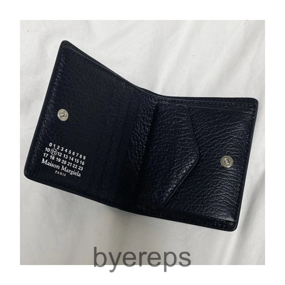 Maison Margiela Margiela Wallet — photo 2 of 4