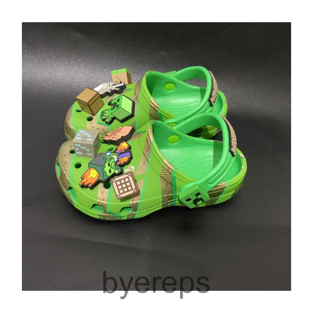 Unbranded Minecraft x Crocs — photo 2 of 4