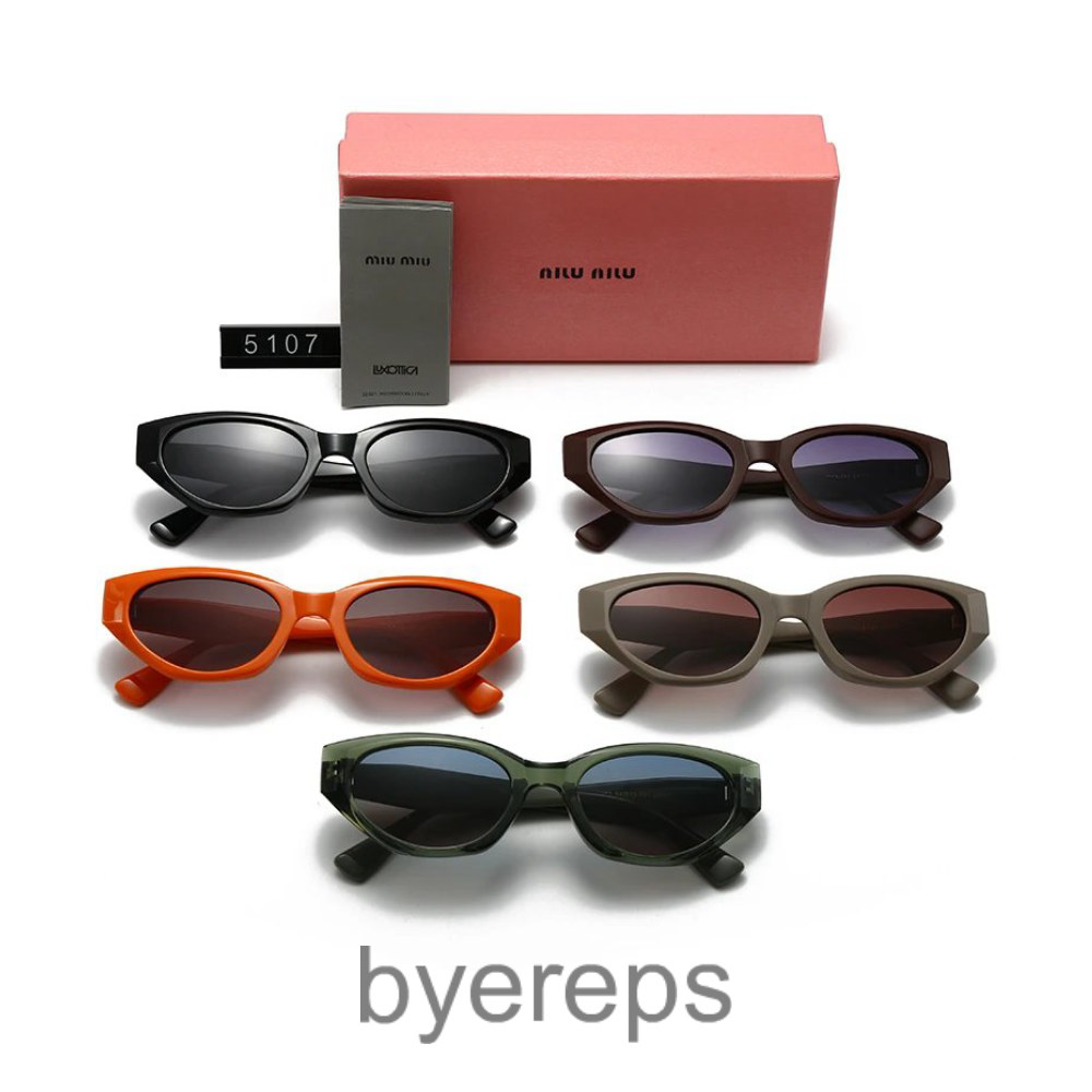 Unbranded Miumiu SunGlasses — photo 2 of 4