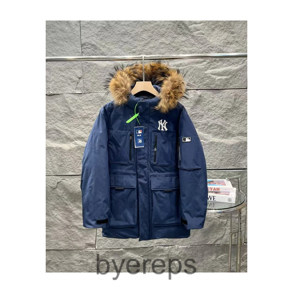 Unbranded MLB Down Jacket — photo 4 of 4