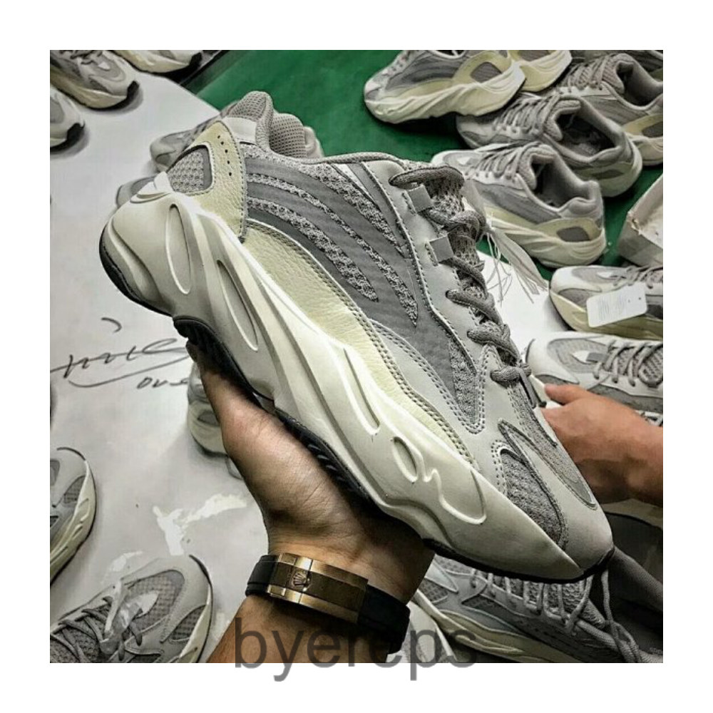MM#H12纯原 椰子700 YEEZY 700 BOOST V2 “stati