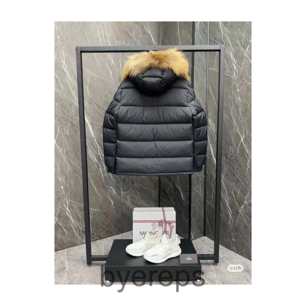 Moncler Down Jacket — photo 3 of 4