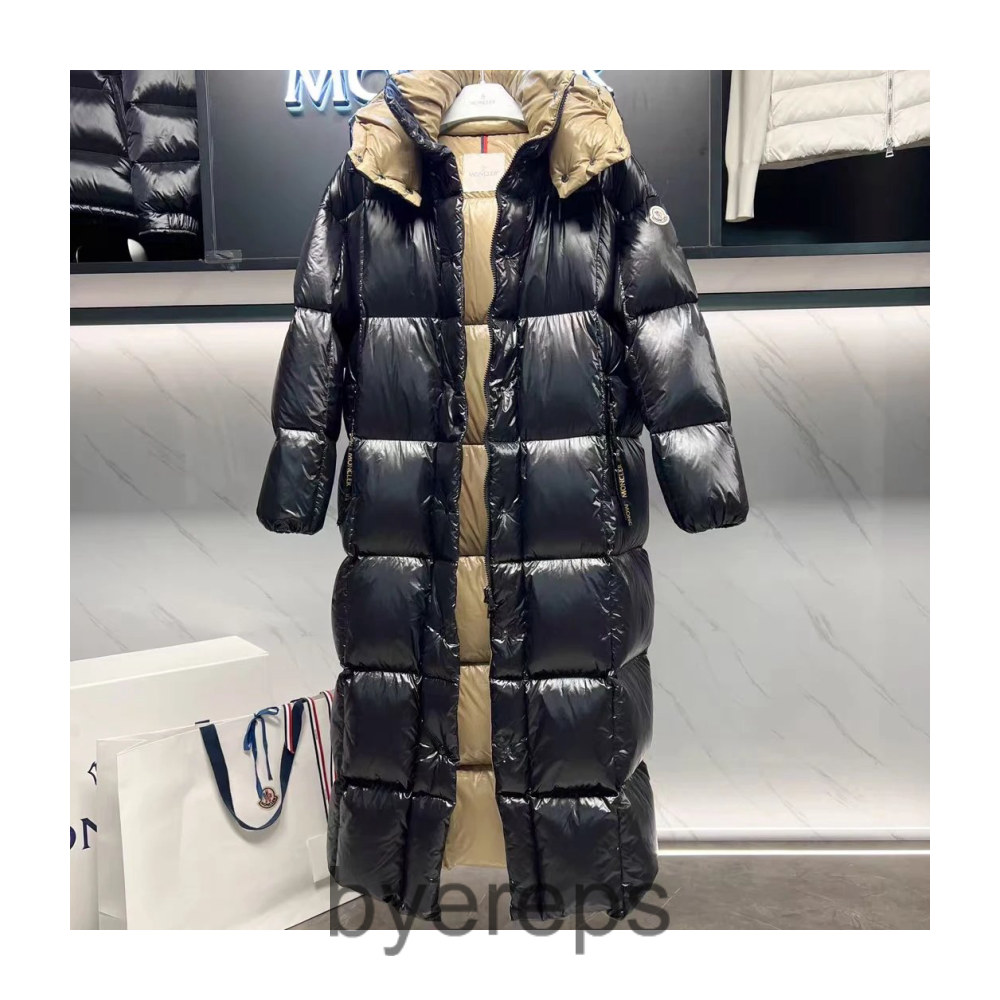 Moncler Down Jacket — photo 3 of 4