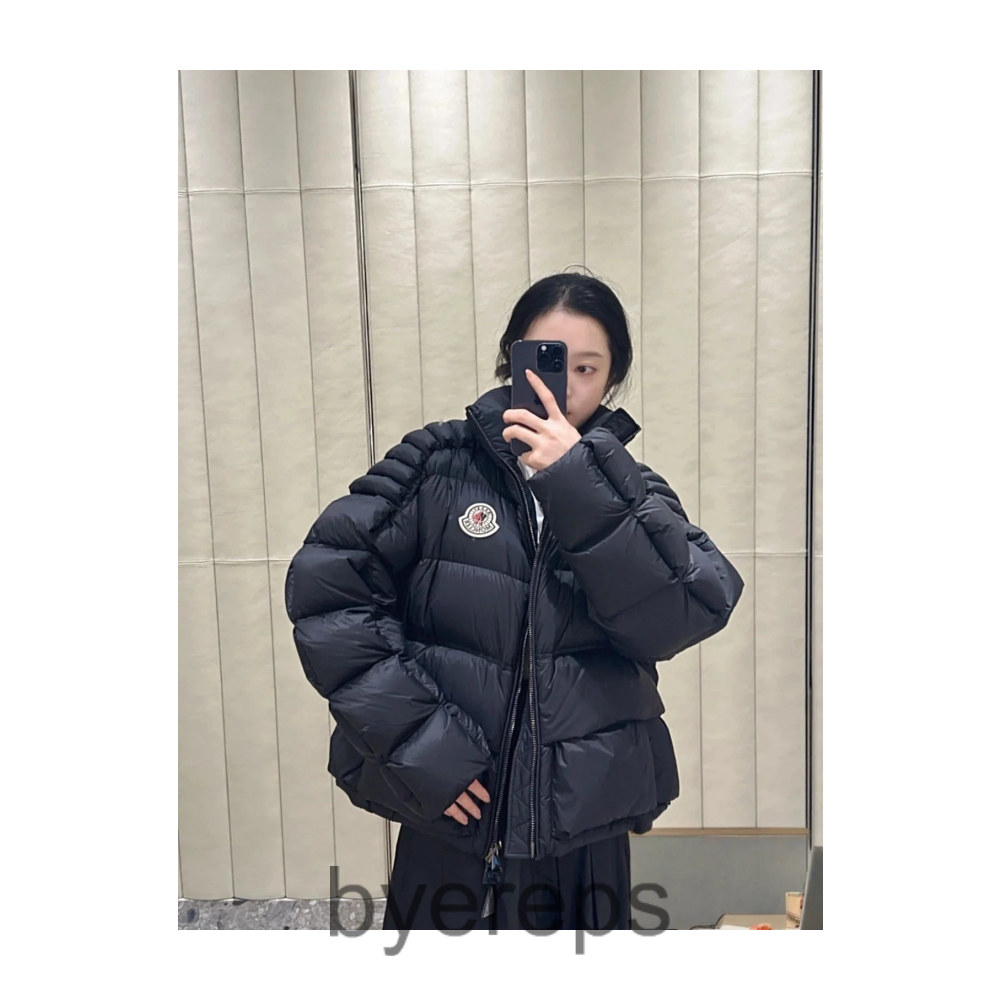 Moncler Down Jacket — photo 3 of 4