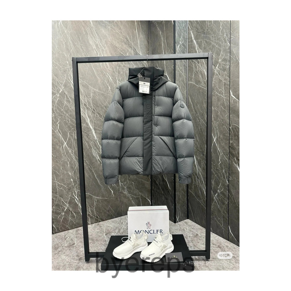 Moncler Down Jacket — photo 4 of 4