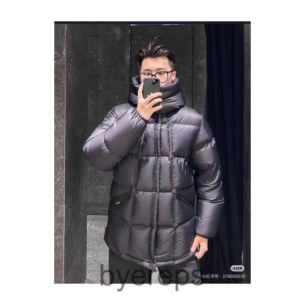 Moncler Down Jacket — photo 3 of 4