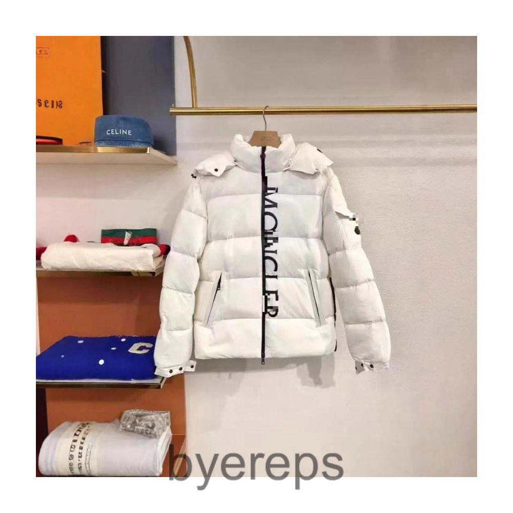 Moncler puffer — photo 3 of 4
