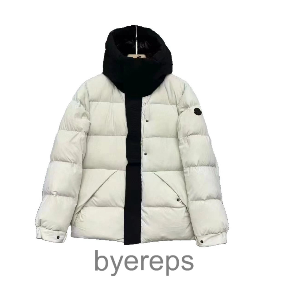 Moncler puffer — photo 4 of 4