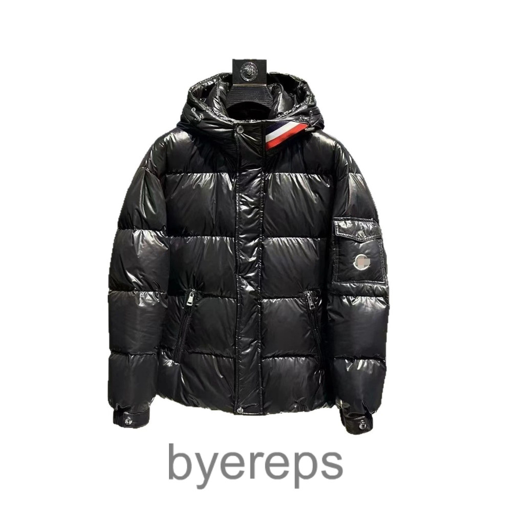 Moncler puffer — photo 3 of 4
