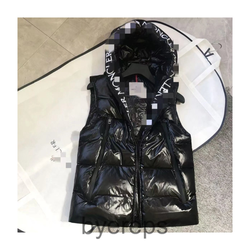 Moncler puffer vest — photo 4 of 4